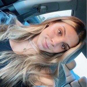 Meet your Posher, Allie